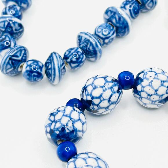 Vintage Chinese Blue White Porcelain Ceramic Beaded Stretch Bracelet Lot - Picture 3 of 5